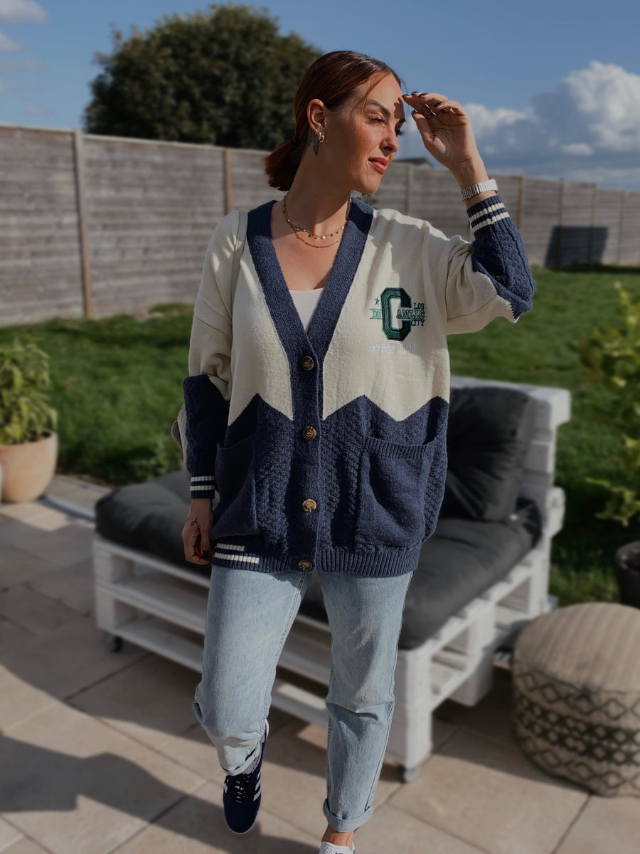 UNIVERSITY vest